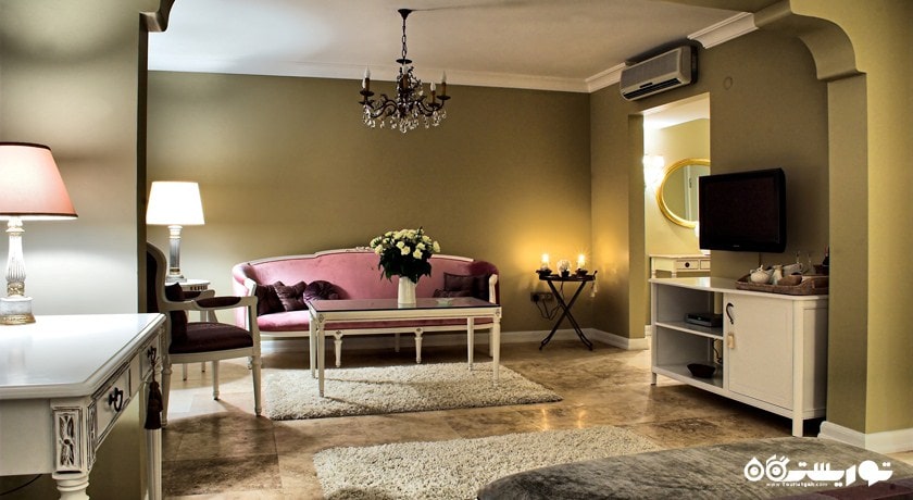 محوطه نشیمن سوئیت هتل	